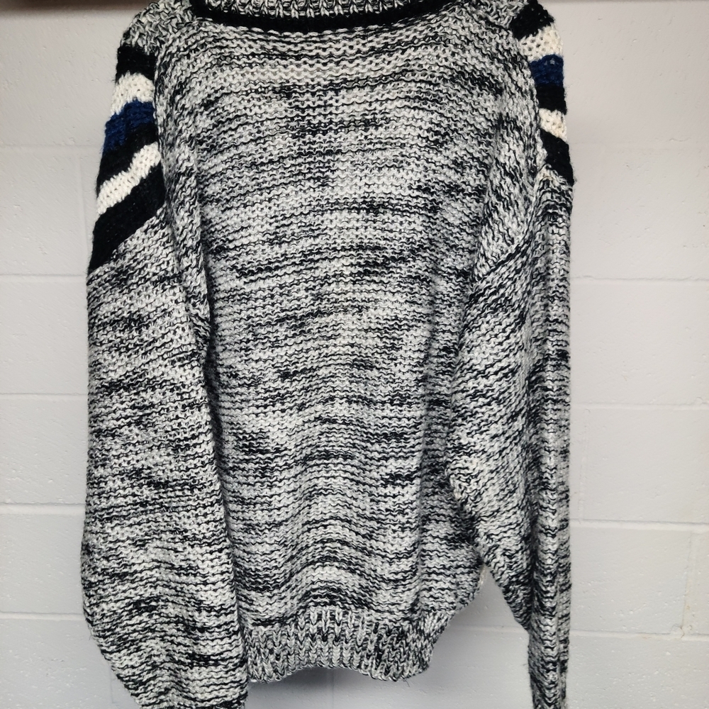 vintage 80s or 90s geometric knit sweater with cable and abstract patterns - Picture 7 of 7